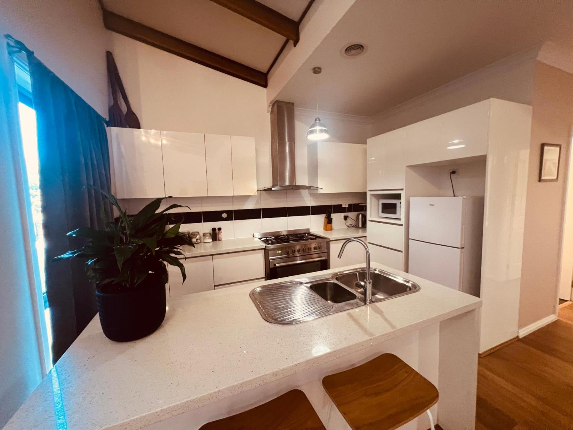 Cosy 4Br Home 15 Minutes Away From Melbourne Airport St Albans Exterior foto