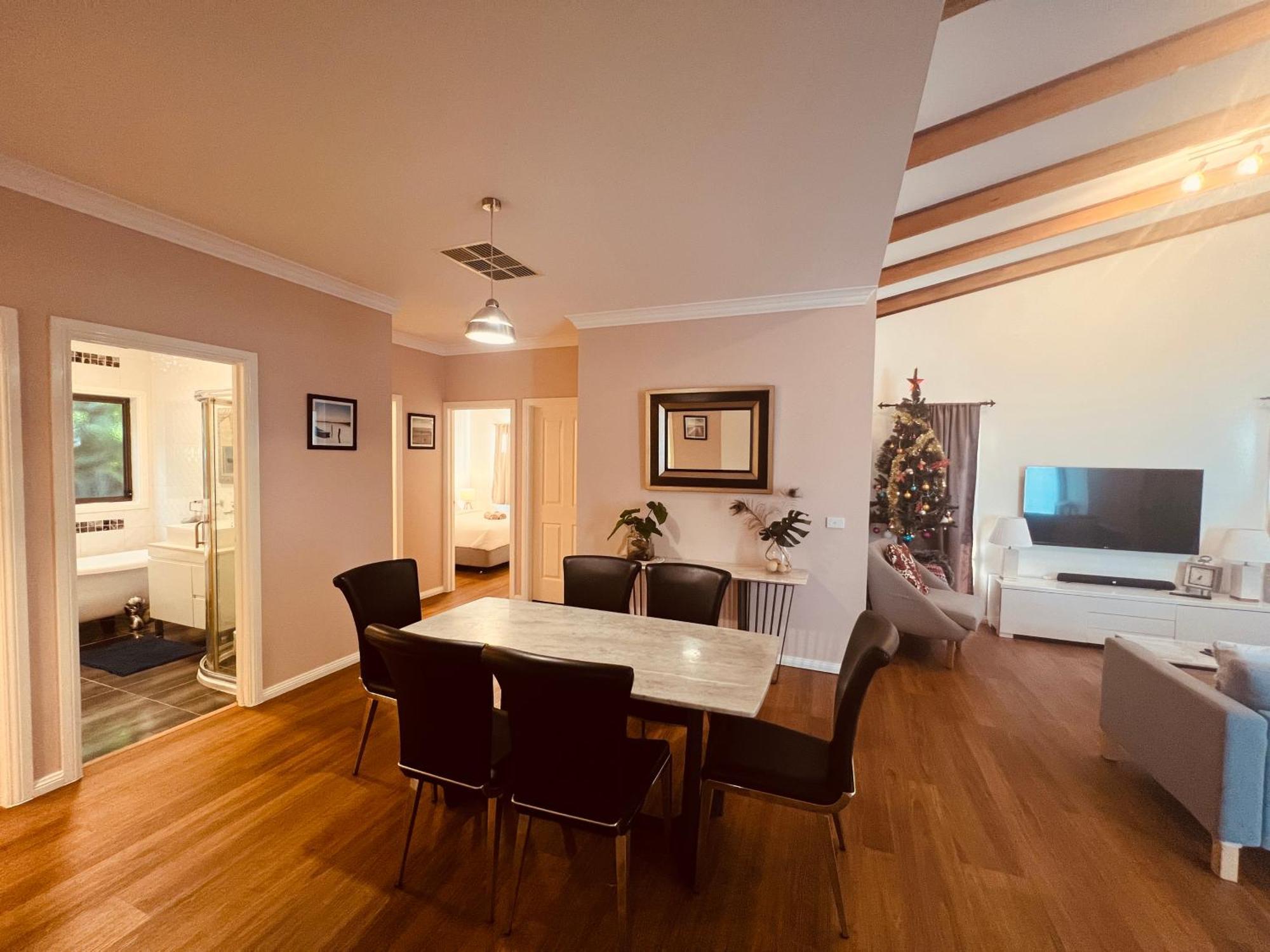 Cosy 4Br Home 15 Minutes Away From Melbourne Airport St Albans Exterior foto
